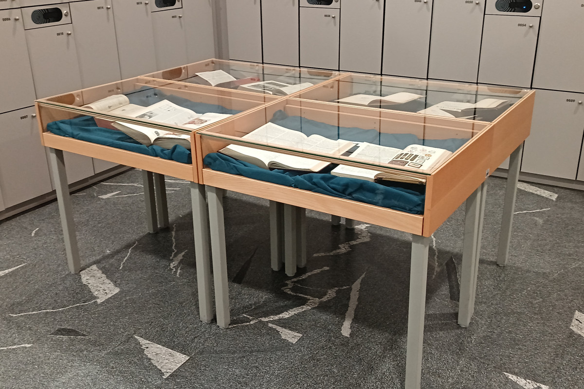 Razstava starega referenčnega gradiva