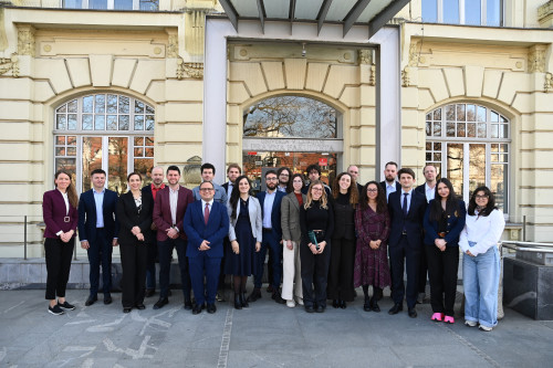 Naslovna fotografija