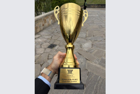 Trophy front